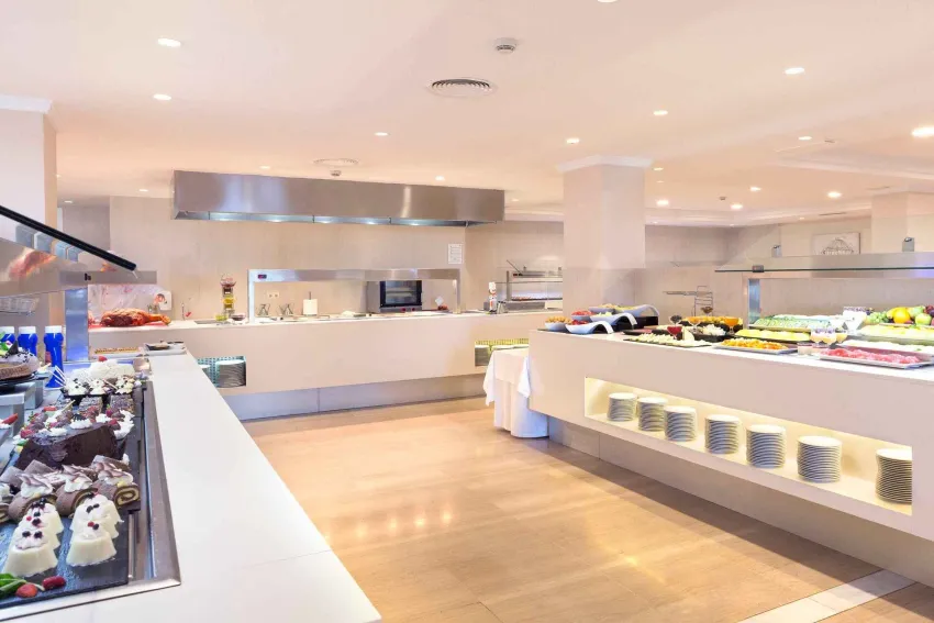 Mercedes Hipotels 4*-10