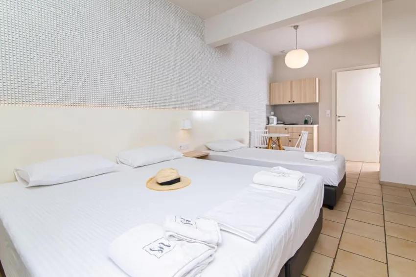 Sunshine Studios 2*-18