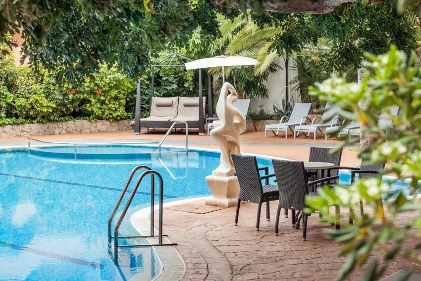 Morlans Garden 4*-13