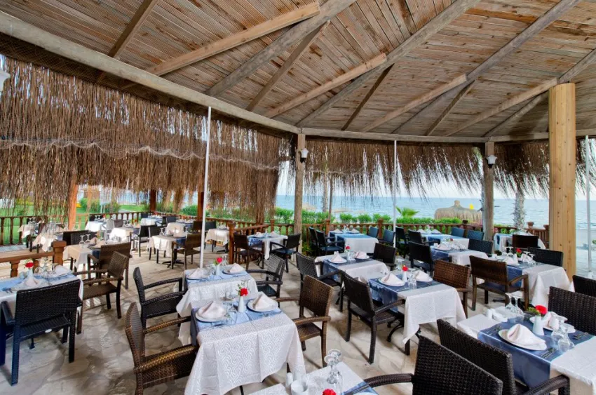 FLORA GARDEN BEACH (ADULTS ONLY 16+)  5*-37
