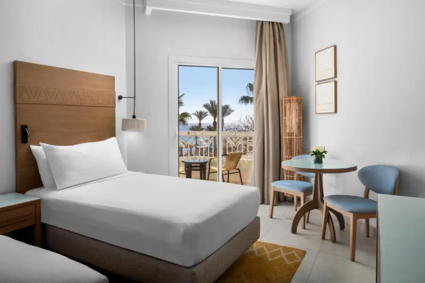 DOUBLETREE BY HILTON SHARM BAY RESORT BEACH SIDE  4*-128