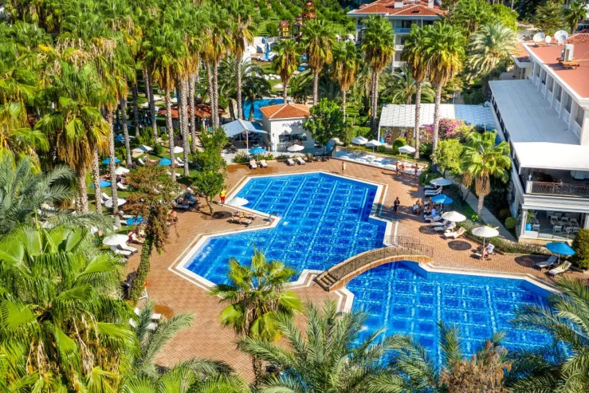 UTOPIA RESORT & RESIDENCE  5*-11