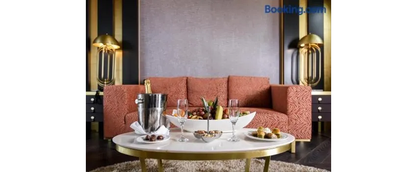 Rocks Hotel & Casino 5*-29