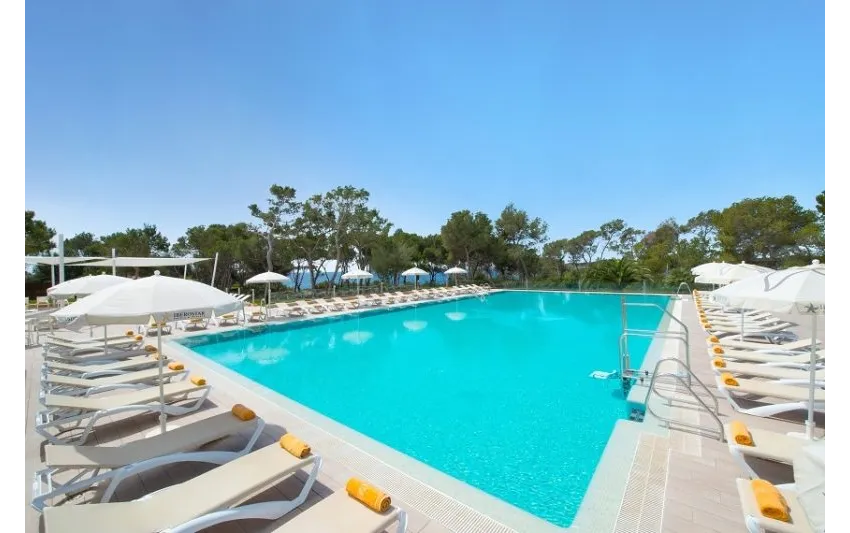 Iberostar Waves Club Cala Barca 4*-22
