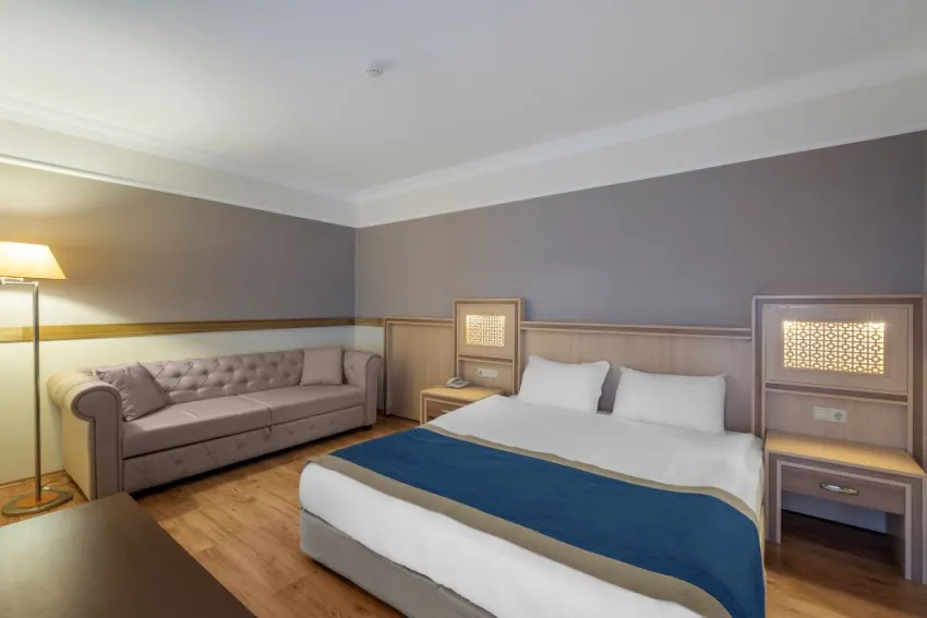 UTOPIA WORLD HOTEL  5*-23