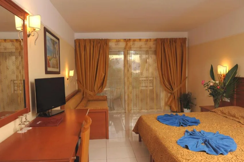 Vantaris Palace 4*-38