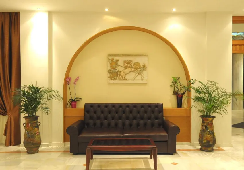 Vantaris Palace 4*-25