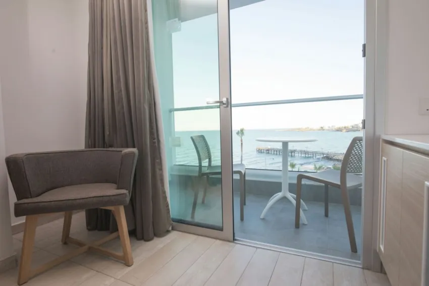 Evalena Beach Hotel Apartments 4*-19