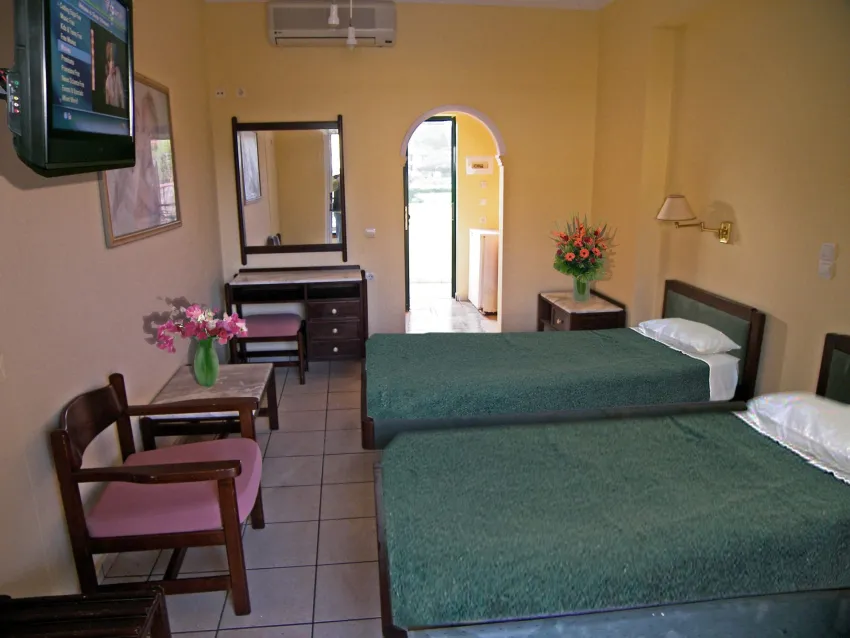 Club Zante Plaza 3*-7