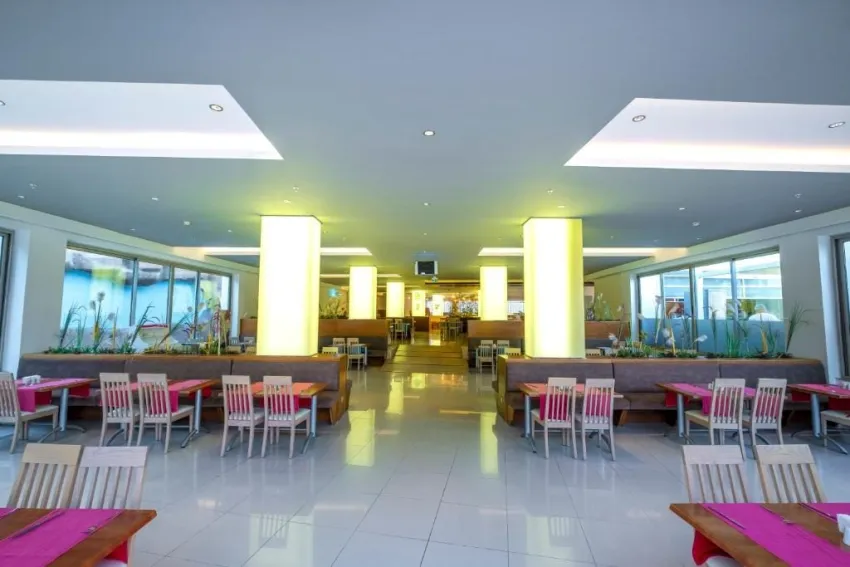 A GOOD LIFE UTOPIA FAMILY RESORT  4*-16