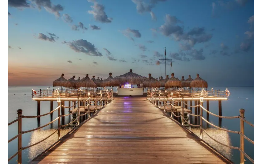 MIRAGE PARK RESORT HOTEL  5*-7