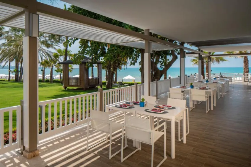 ACANTHUS & CENNET BARUT COLLECTION  5*-30