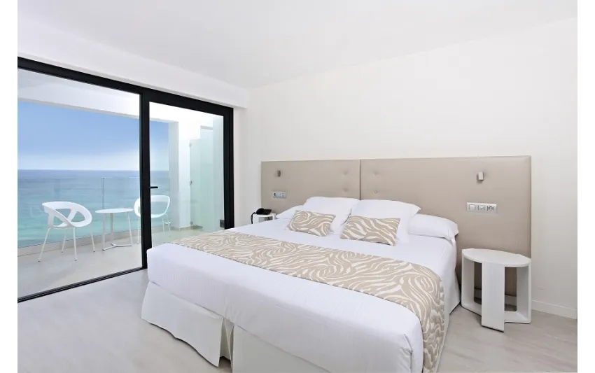 Iberostar Waves Cala Millor 4*-11