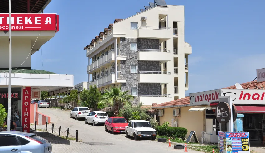 LA VITAS HOTEL  3*-7