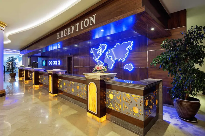 CRYSTAL SUNSET LUXURY RESORT & SPA  5*-5