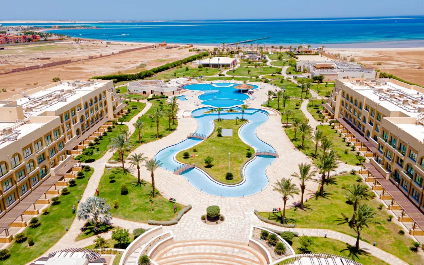 Movenpick Waterpark Resort & Spa Soma Bay 5*-1