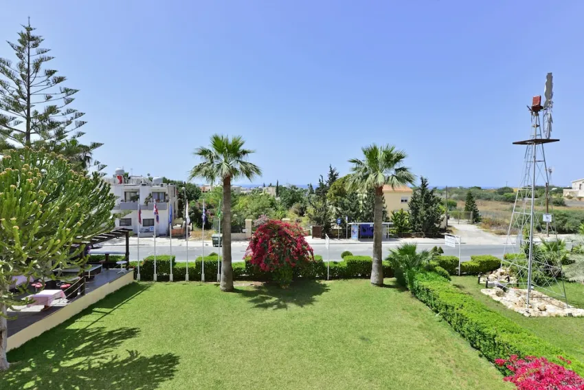 Napa Prince Hotel Apartments 3*-22