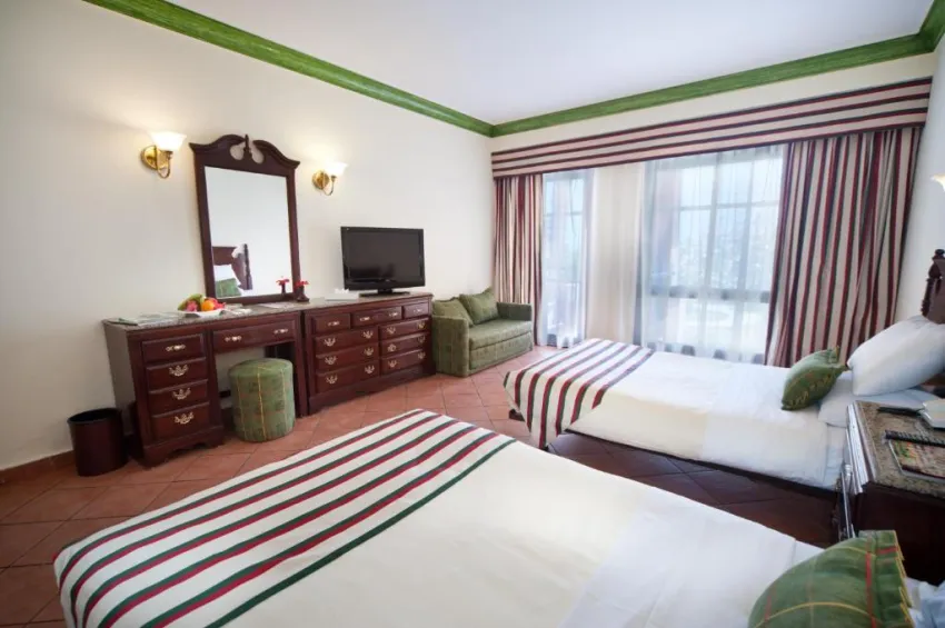 Ali Baba Palace 4*-7