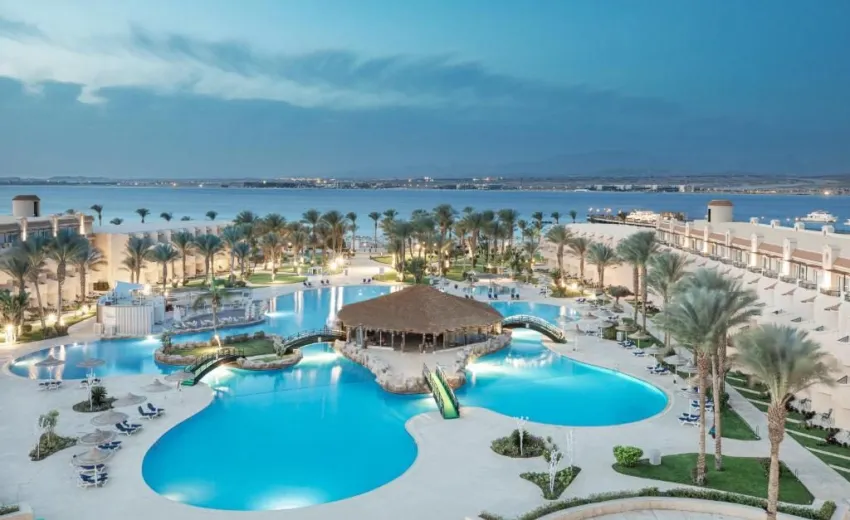 V BEACH RESORT SAHL HASHEESH (EX. PYRAMISA SAHL HASHEESH)  5*-1
