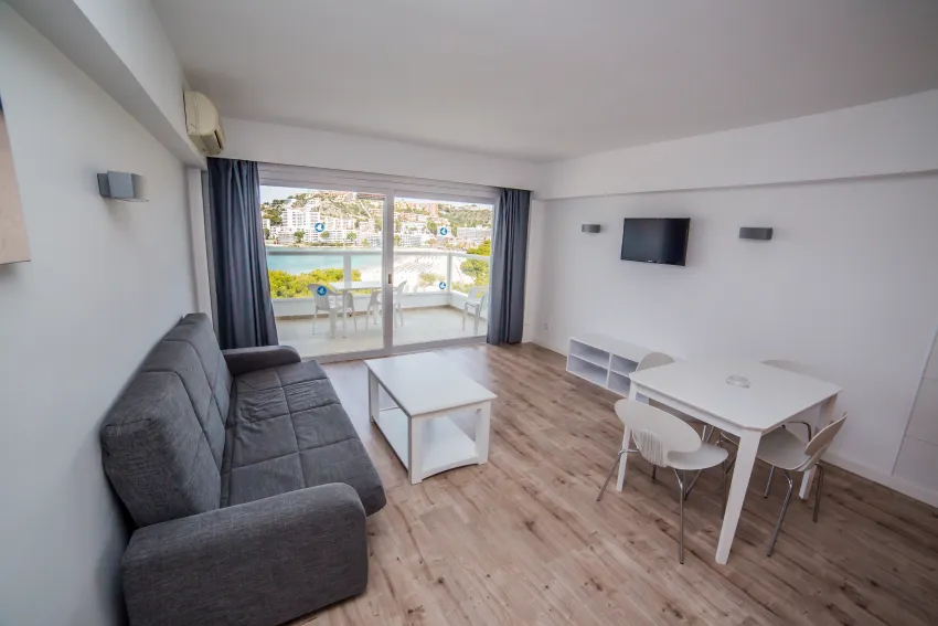 Pierre V. Mallorca Portofino 3*-9