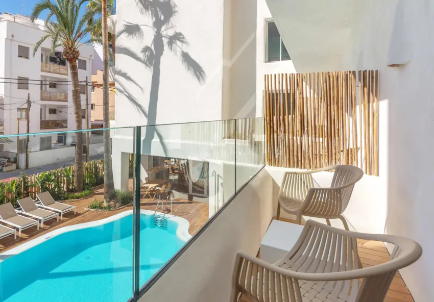 HM Alma Beach 4*-25