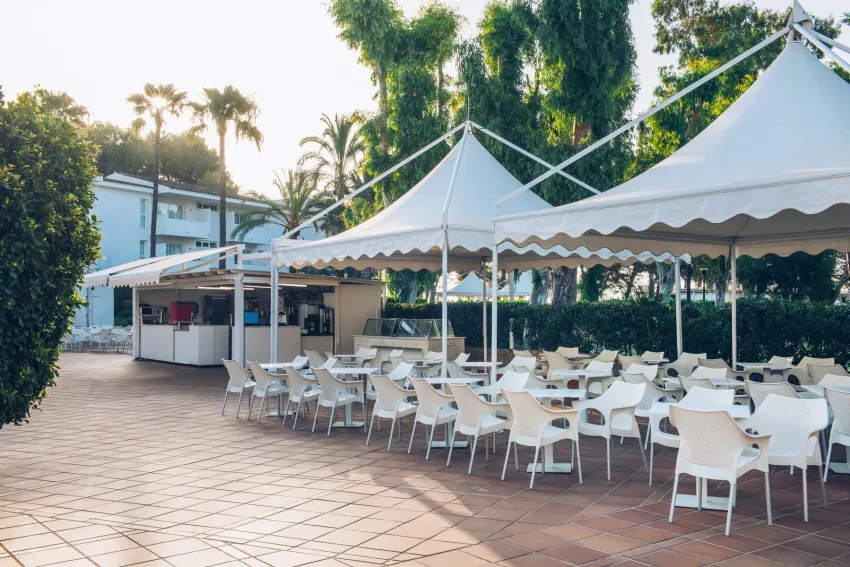 Iberostar Waves Ciudad Blanca 4*-9