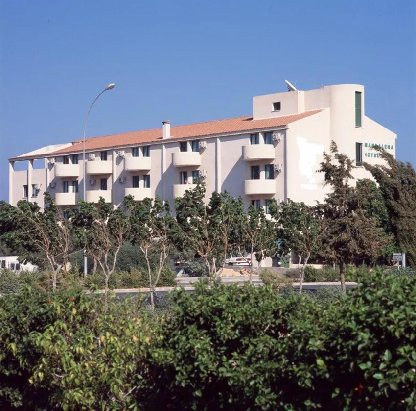 Mandalena Hotel Apartments 3*-4
