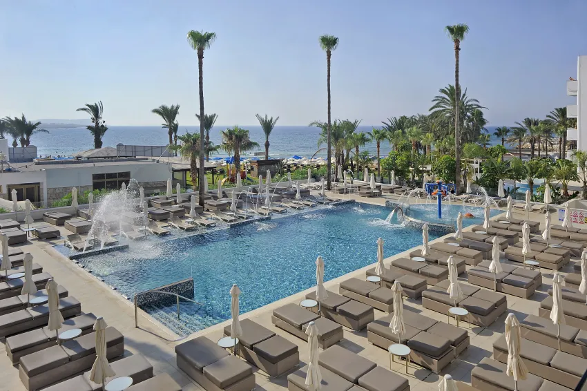 Nelia Beach Hotel 4*-50