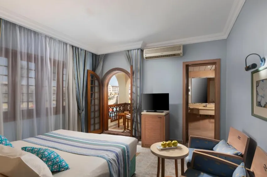 ROYAL LAGOONS RESORT & AQUA PARK  4*-19