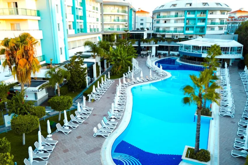 SEASHELL RESORT & SPA HOTEL  5*-4