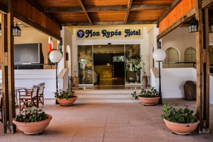 Mon Repos Hotel 2* - Faliraki - Grecia