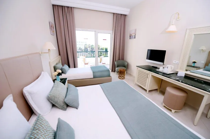 Royal Nozha Beach 4*-6