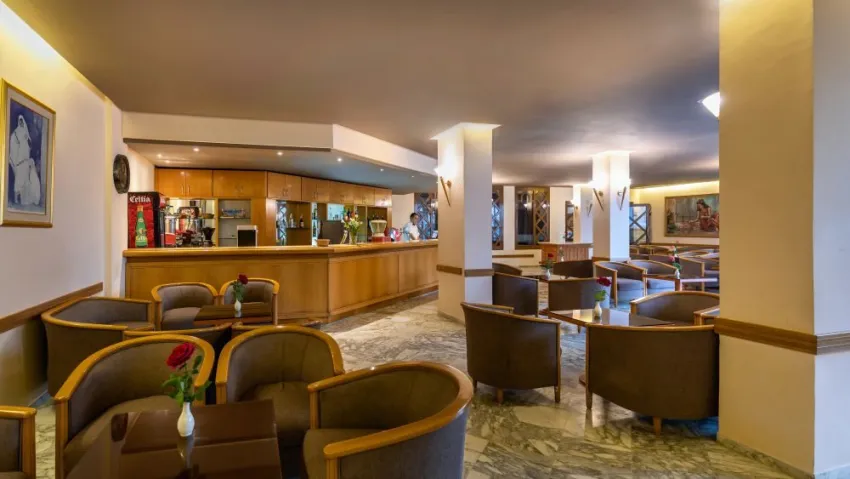 EL MOURADI PORT EL KANTAOUI  4*-4