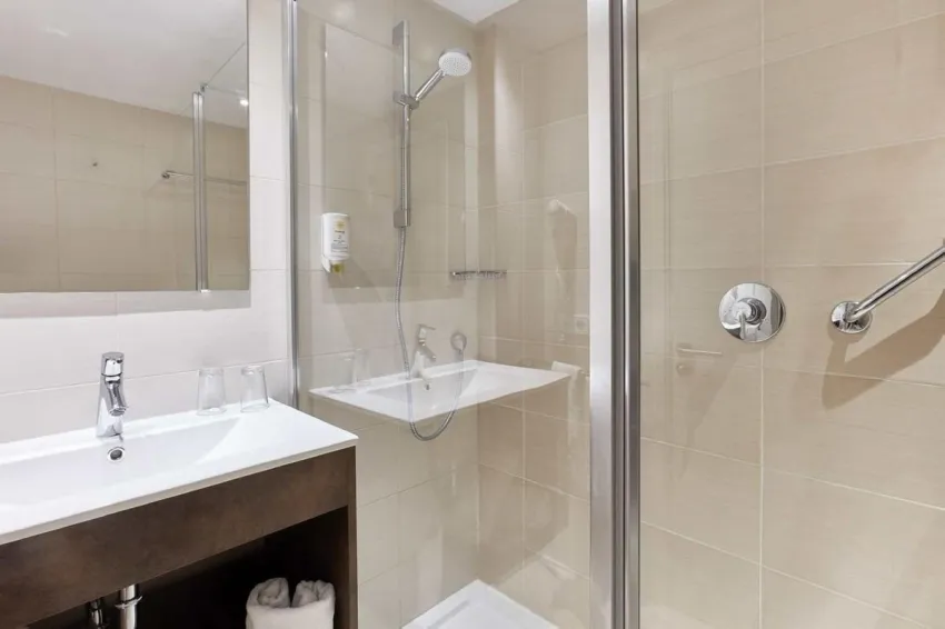 Universal Laguna Garden Apartments 4*-12