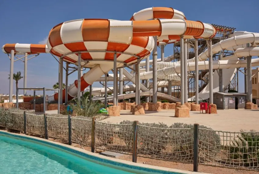 CORAL SEA WATER WORLD  4*-106