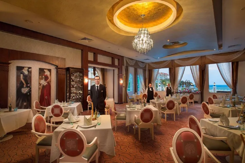 PREMIER LE REVE HOTEL & SPA (ADULTS ONLY 16+)  5*-4