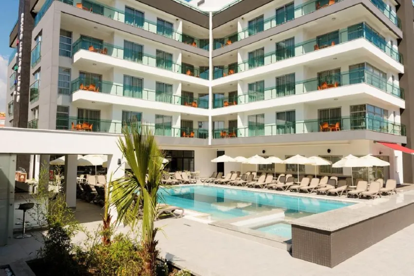 GREEN GARDEN SUITES HOTEL  4*-2