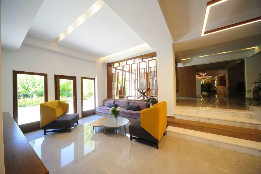 Atrium Ambiance Hotel 4*-5