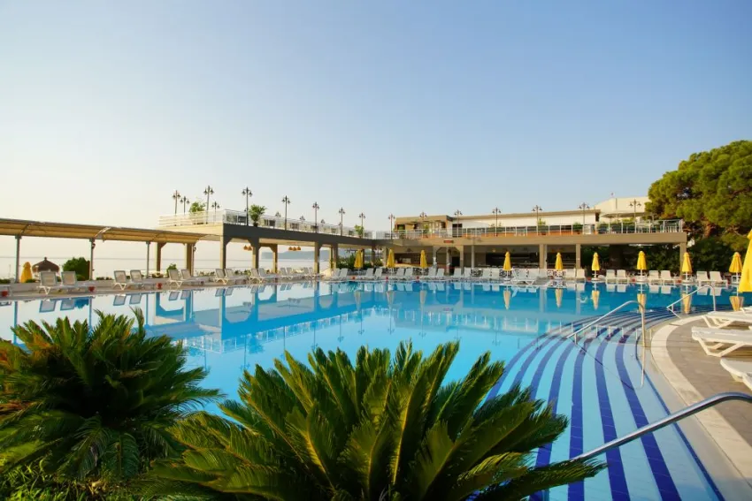 PERRE LA MER HOTEL  5*-17