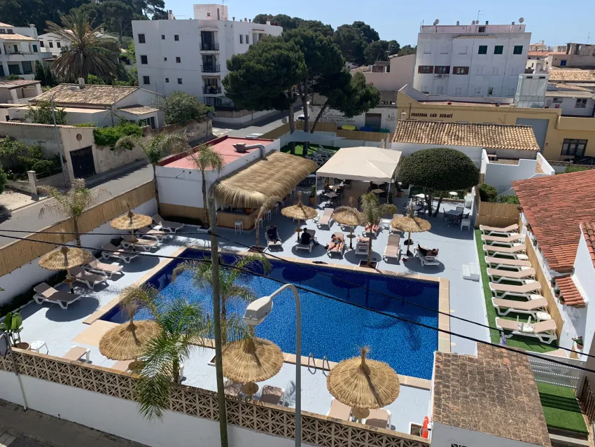 Chevy Hotel & Suites 3*-30