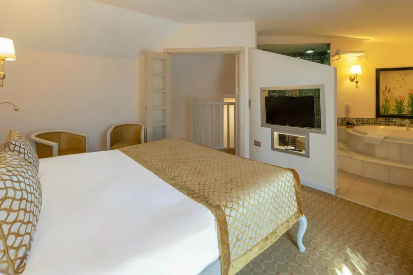 Sunrise Resort Hotel 5*-7