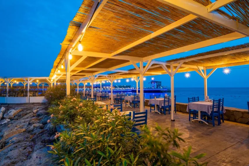 A GOOD LIFE UTOPIA FAMILY RESORT  4*-22