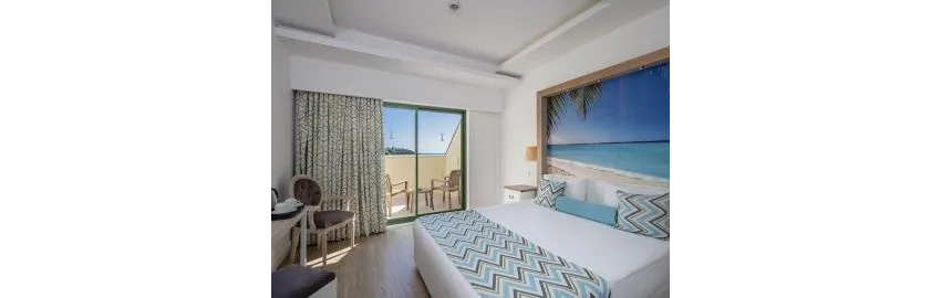 Iz Flower Side Beach Hotel 4*-4