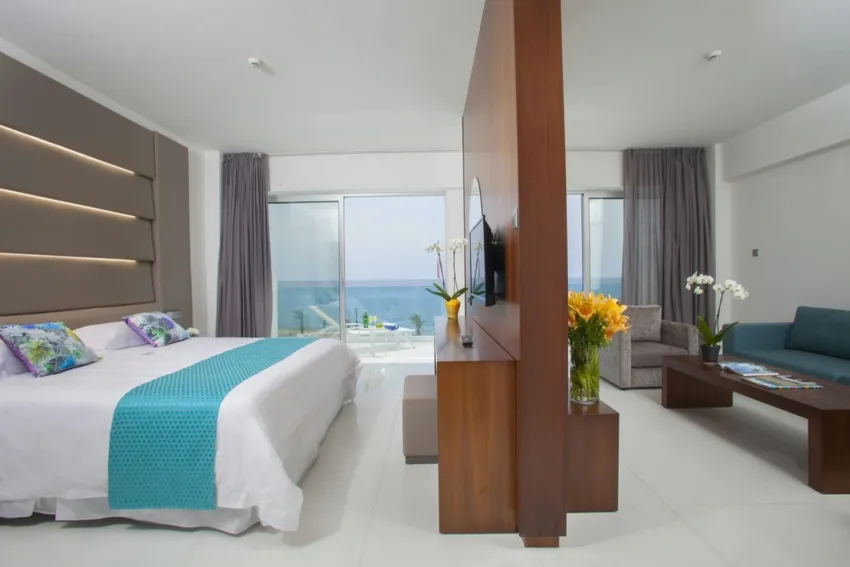 King Evelthon Beach Hotel and Resort 5*-21