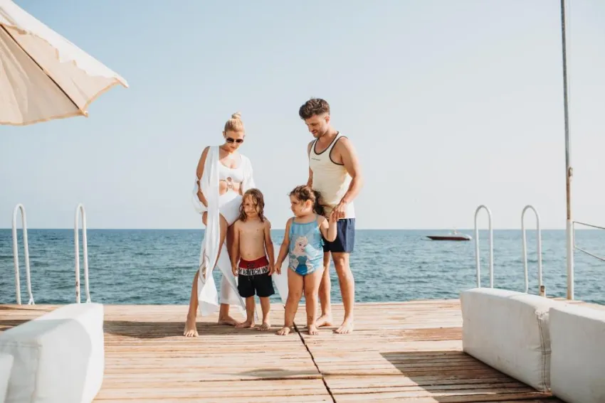 LAREN FAMILY HOTEL & SPA  4*-7