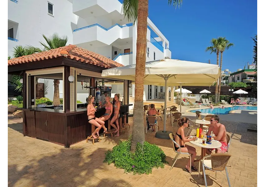 Petrosana Hotel Apartments 3*-4