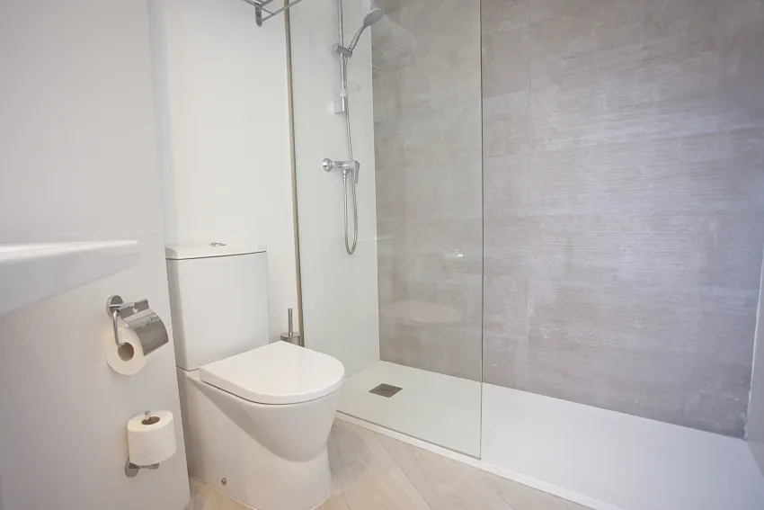 FERGUS Bermudas 4*-21