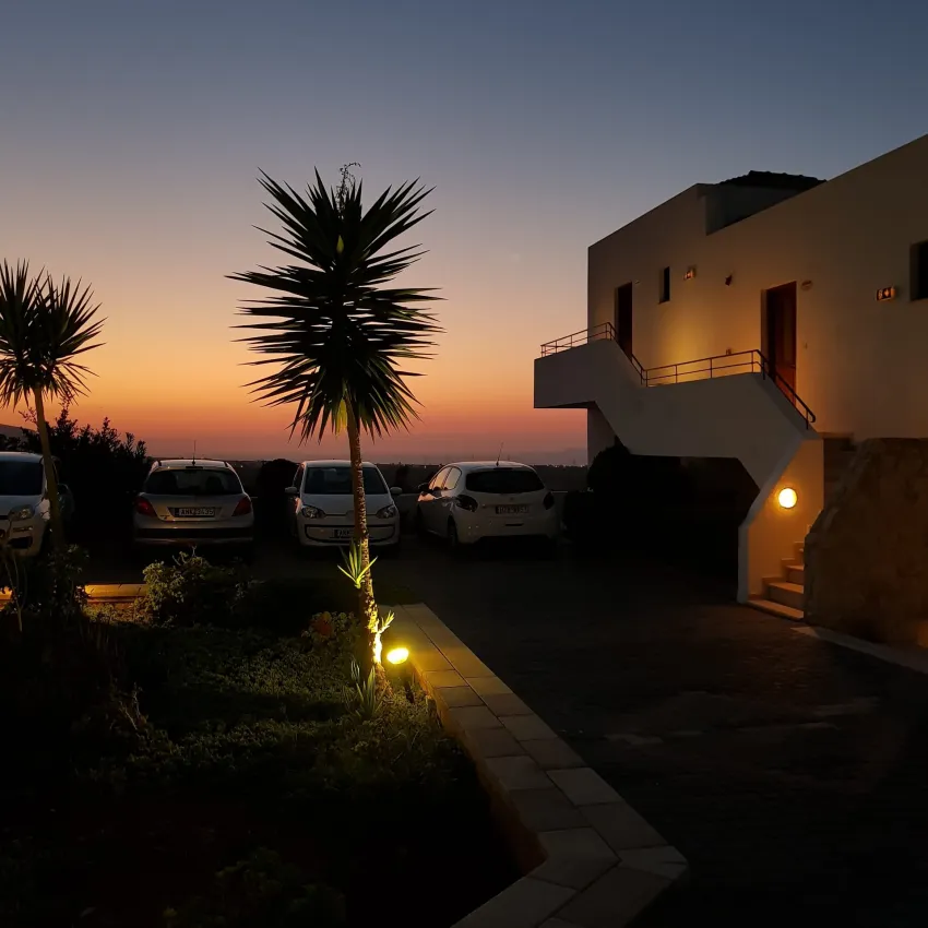 Amazones Village Suites 4*-8