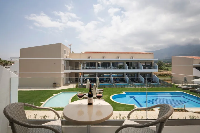 Vantaris Blue Adults Only 4*-38