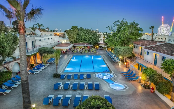 Green Bungalows Hotel Apartments 2* - Ayia napa - Cipru